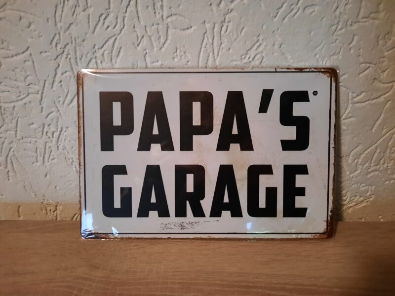 PAPA'S garage