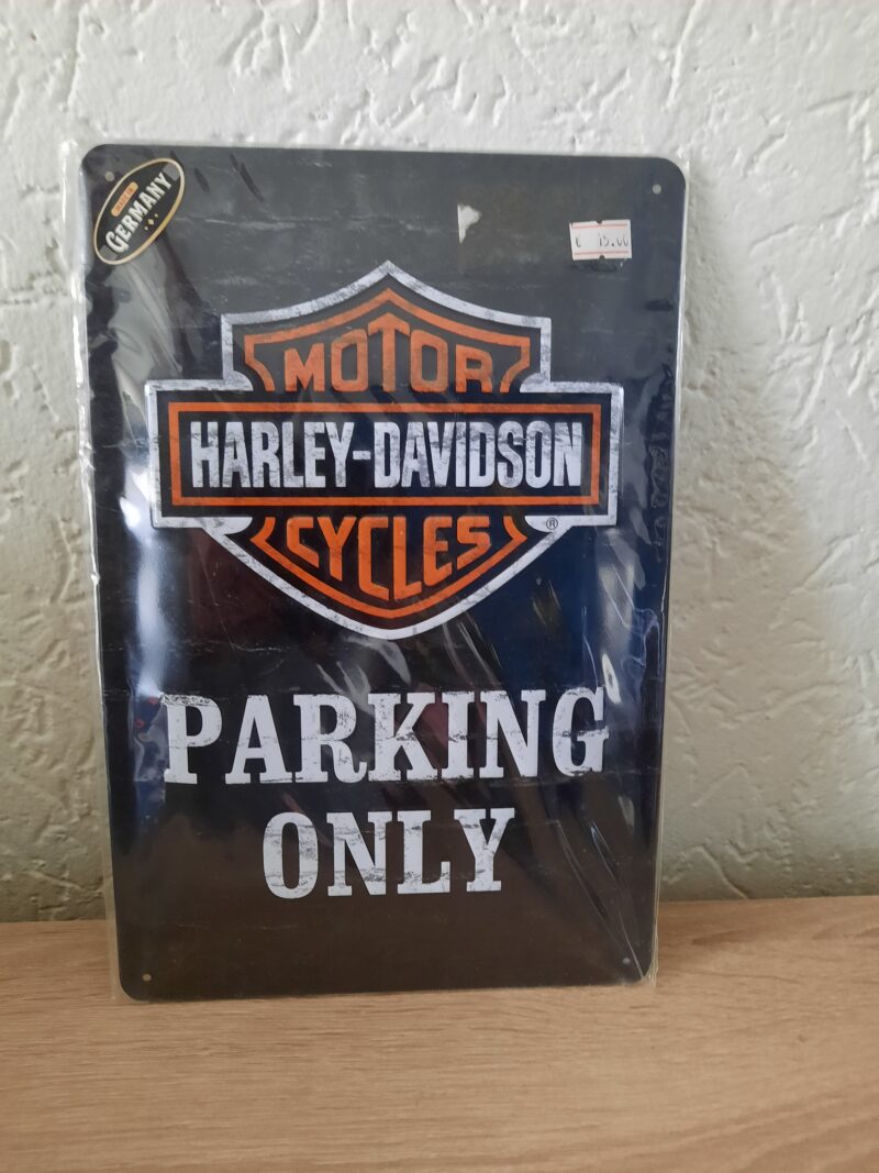 Harley-Davidson the road is calling