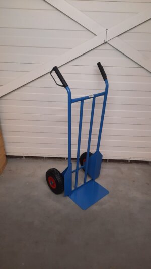 Steekwagen 200kg met luchtbanden