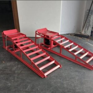 Set oprijbokken met hydraulische krik 2 ton