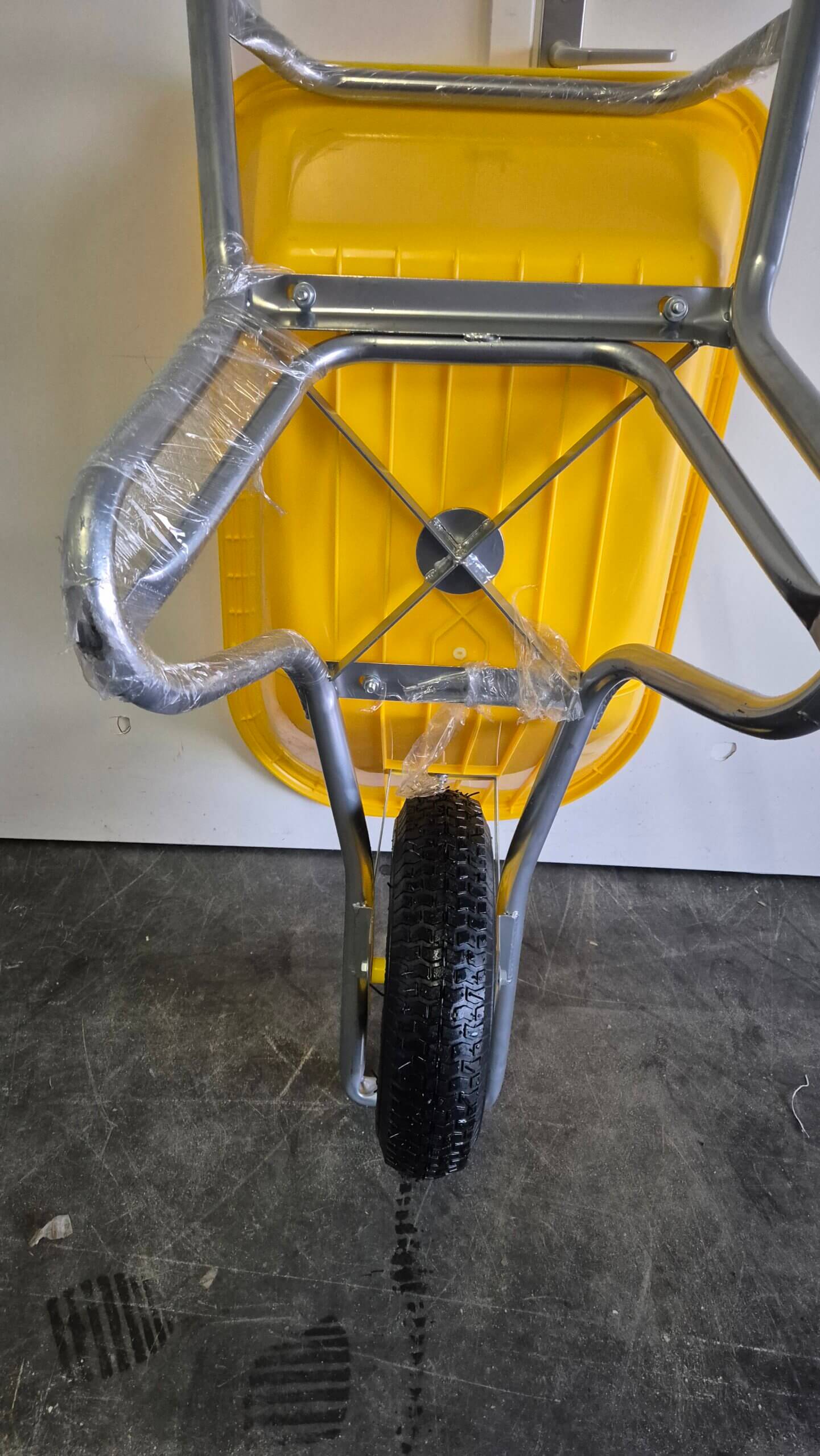 Kruiwagen kunststof met verstevigd frame | bouwkruiwagen - Afbeelding 2